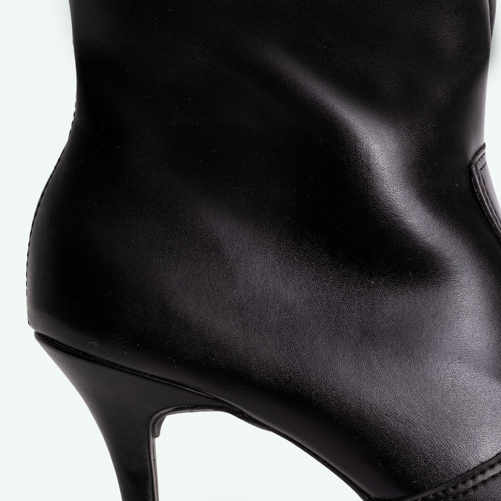 BOTA BROOKE Preto 3