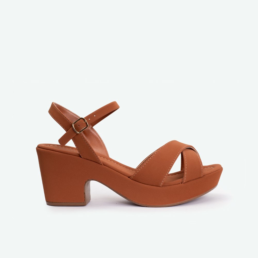 Sandália plataforma com tiras nobuck caramelo CARAMELO - 39