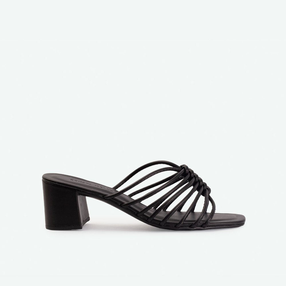 Sandália de salto bloco com detalhes em tira Preto - 39 Preto 1