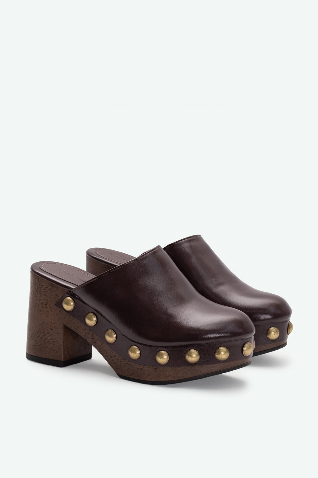 Clog Salto Bloco Alto 9cm Pregos Metálicos Bico Arredondado Versátil Funcional Destroyed Maya Preto Marrom 2