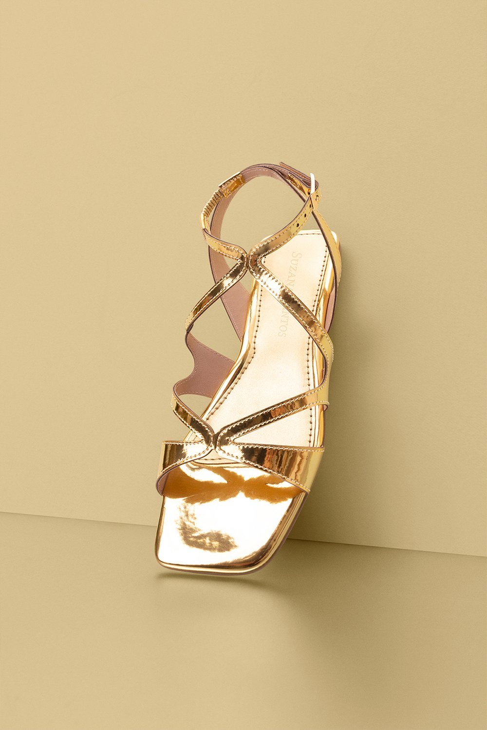 FLAT NOELI SUZANA SANTOS Dourado 5