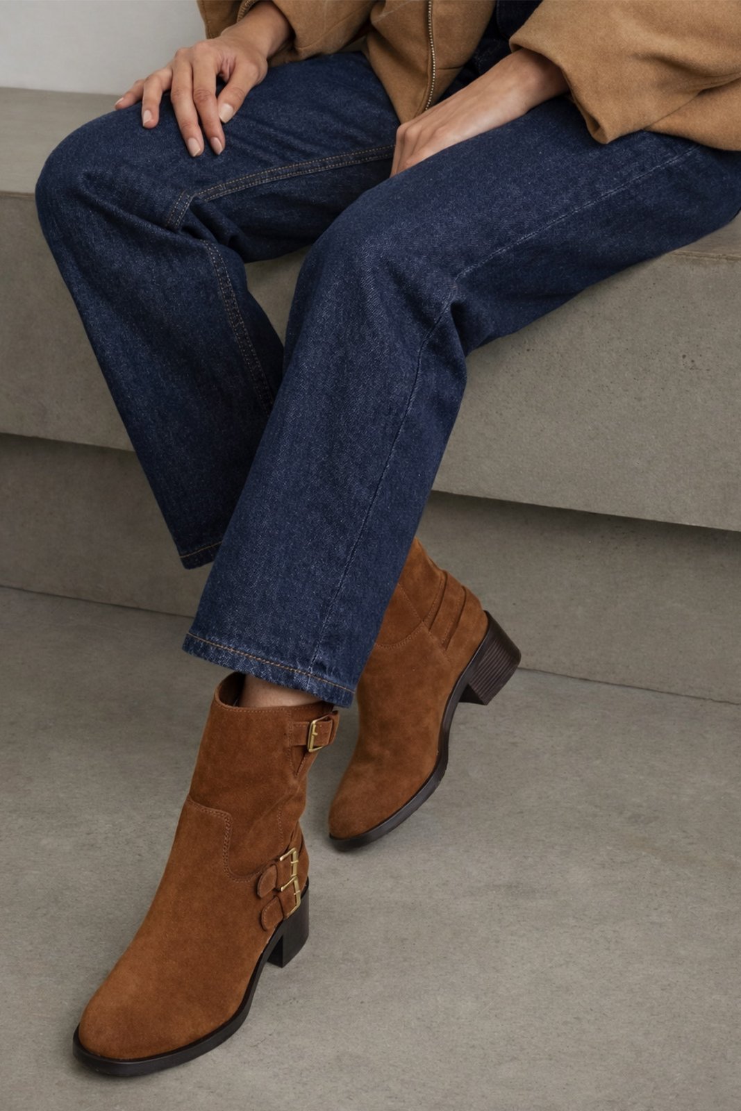 BOTA LEONA SUZANA SANTOS Marrom 5