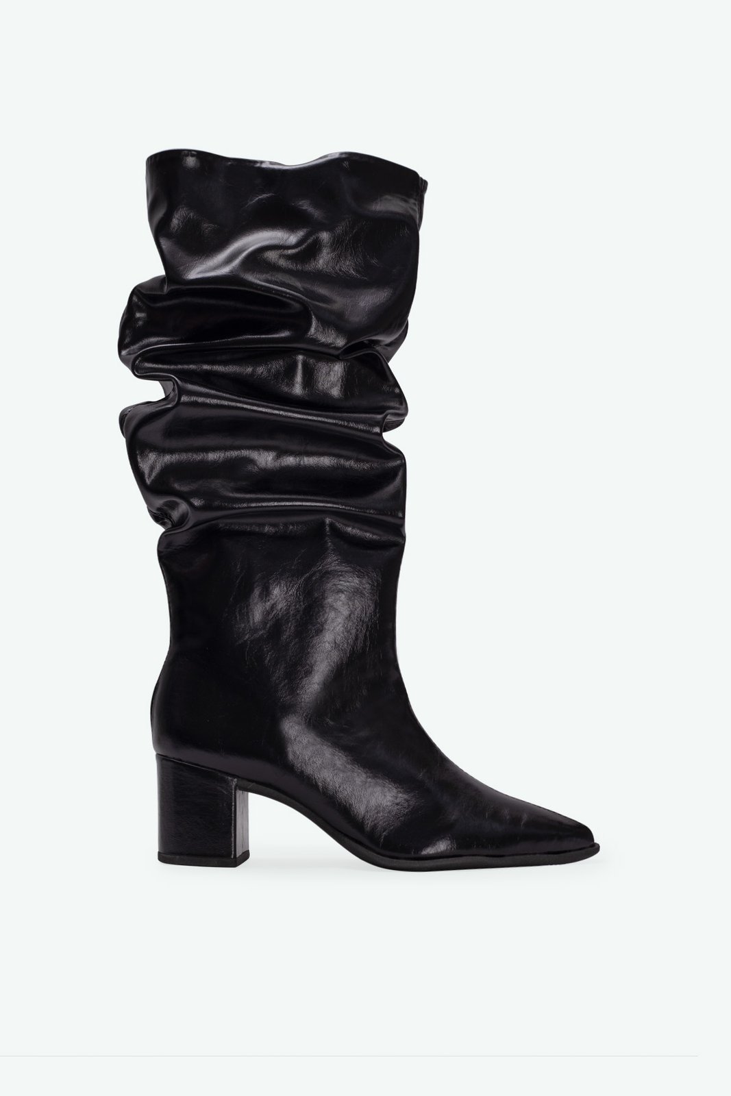 BOTA SLOUCHY GIANNA SUZANA SANTOS