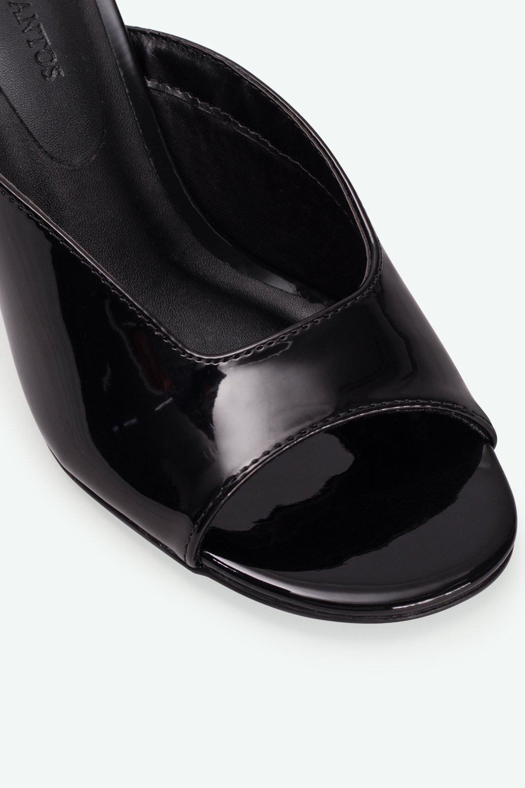 TAMANCO JULIA SUZANA SANTOS Preto 3