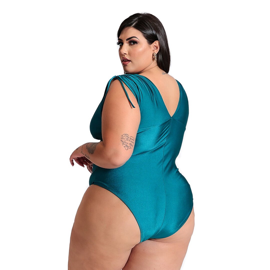 Maio Plus Size Liso com Decote em V e Amarracao nos Ombros