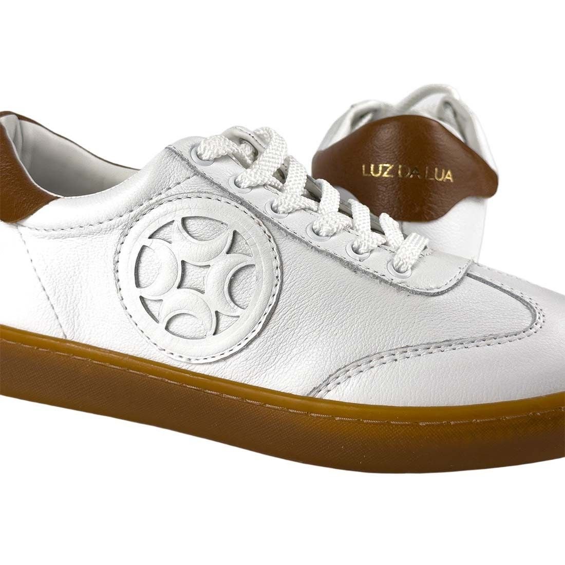 Tênis Luz da Lua Logo Lateral Branco 4