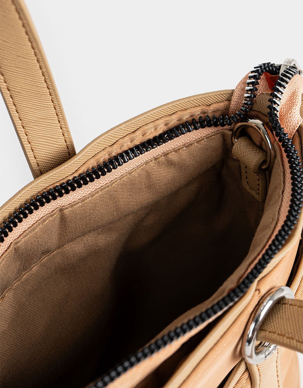 Bolsa City e Pouch Esportiva In My Wellness Era Marrom 5