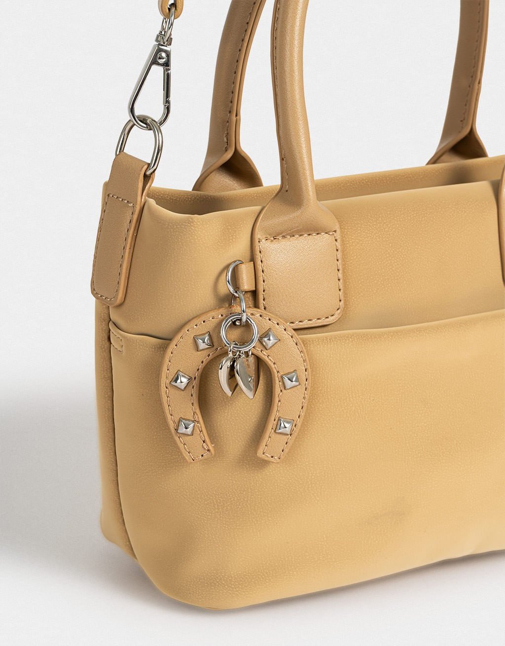 Bolsa City Charm Country Club Bege 3