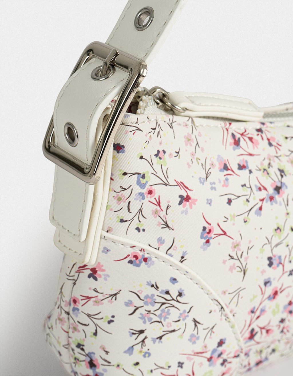 Bolsa Baguette Corino Estampada Country Club Branco 4