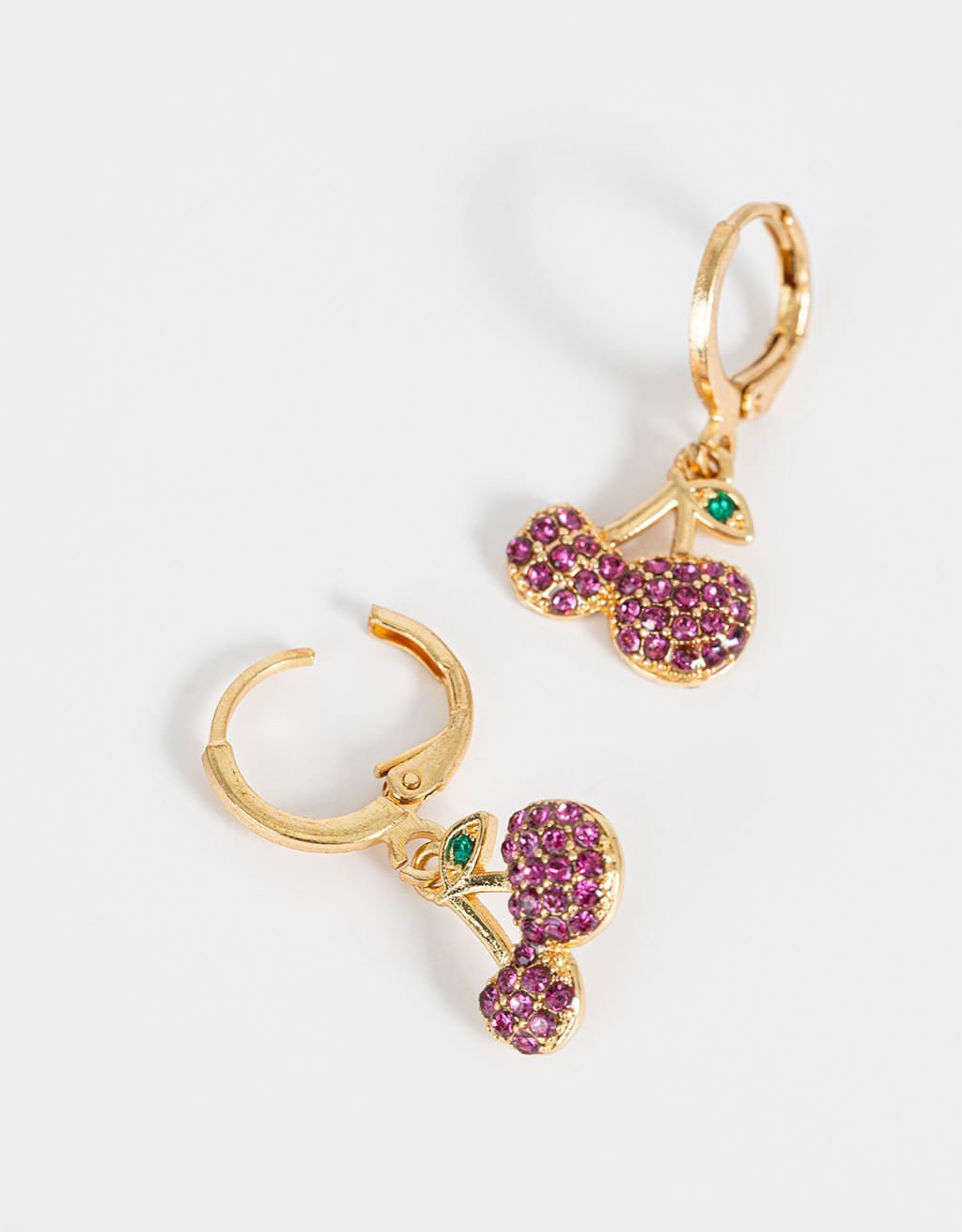Argolas Charms Cereja Country Club Dourado 3