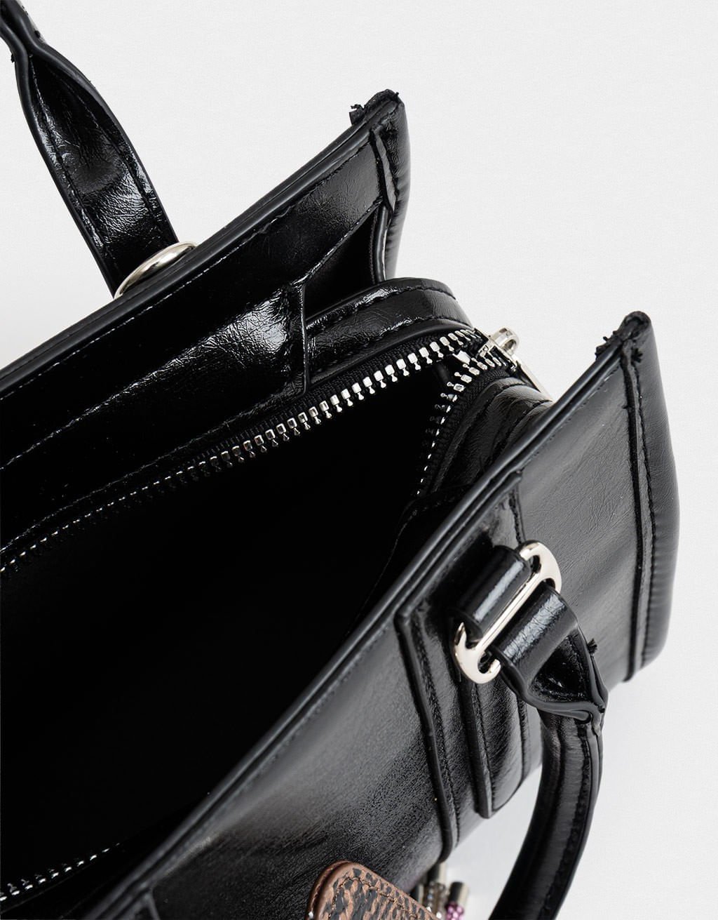 Bolsa City Corino Charms Hothouse Sunset Preto 5