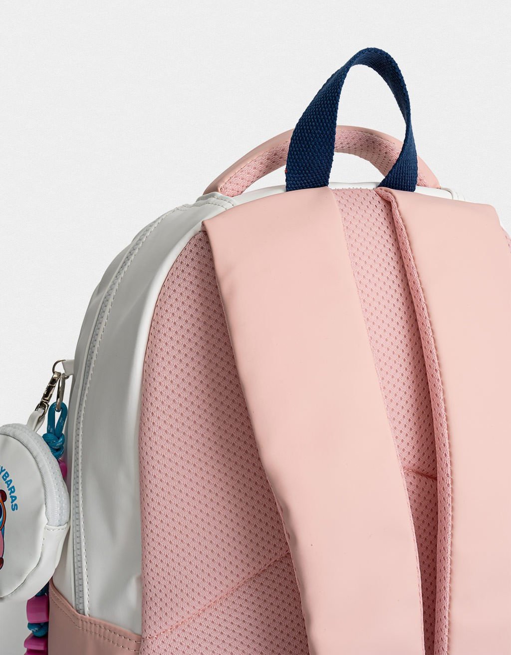 Mochila Corino Colorblock Stitch Capybara Branco 3