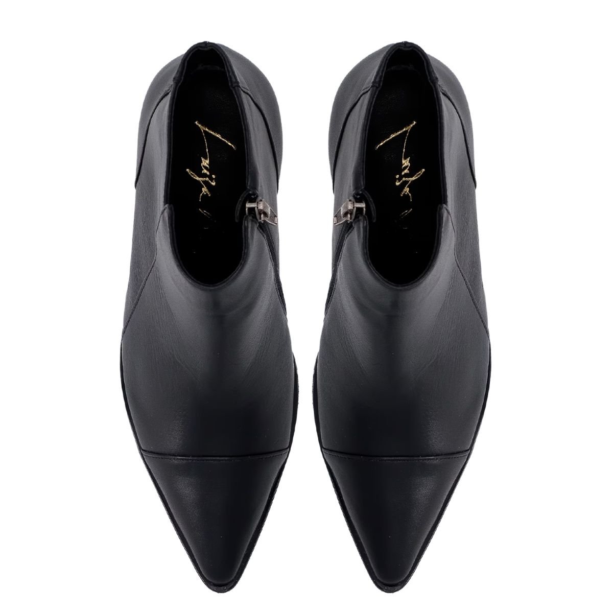 BOTA LUIZA BARCELOS CANO CURTO EM COURO Preto 5