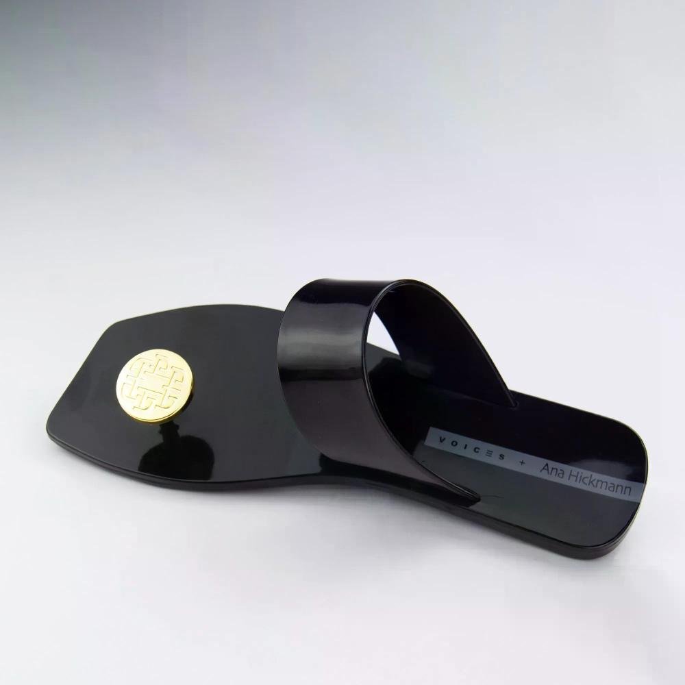 Rasteirinha Look Voices e Ana Hickmann Preto 1