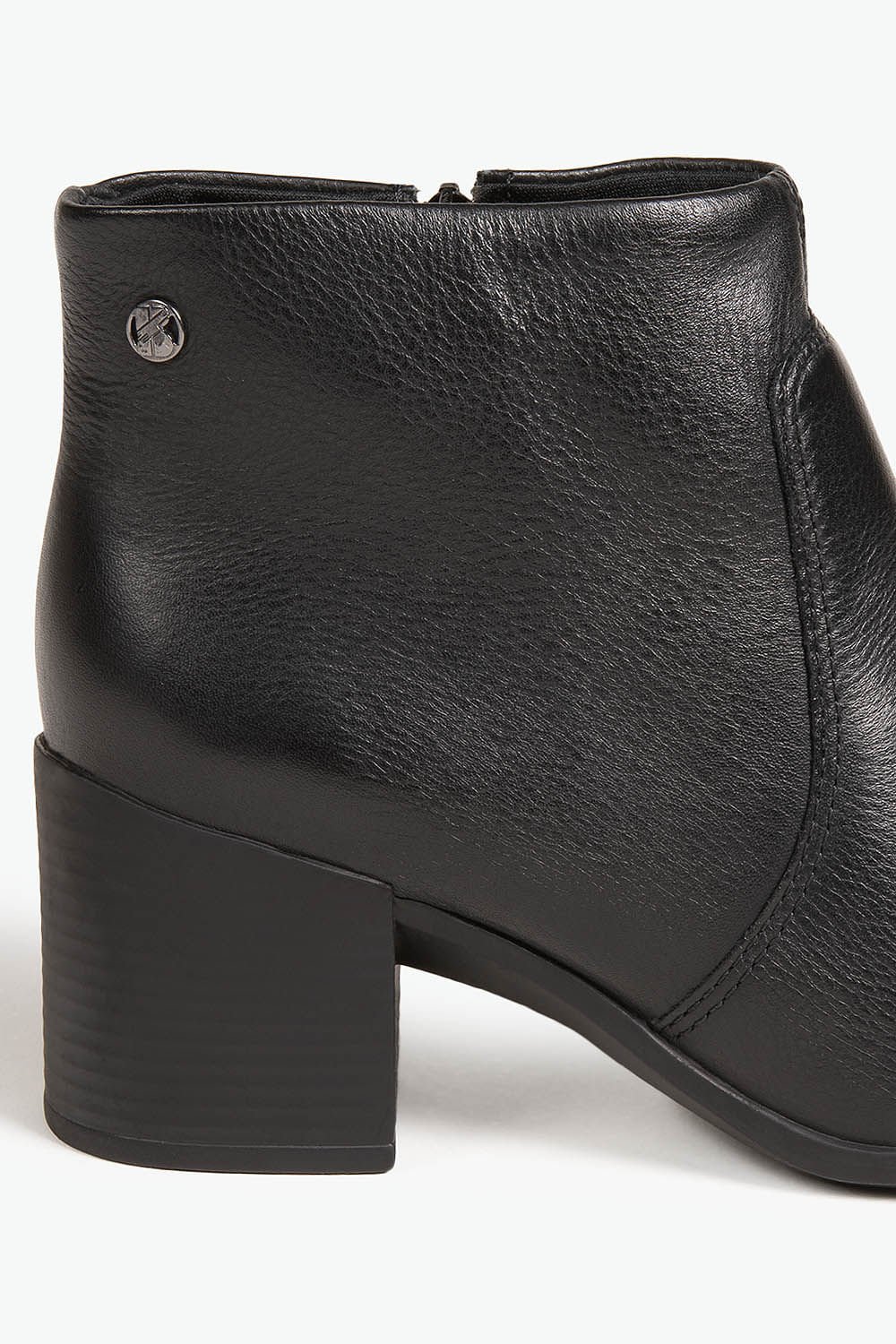 Bota Feminina Cano Curto Bottero Oaken Preto 2