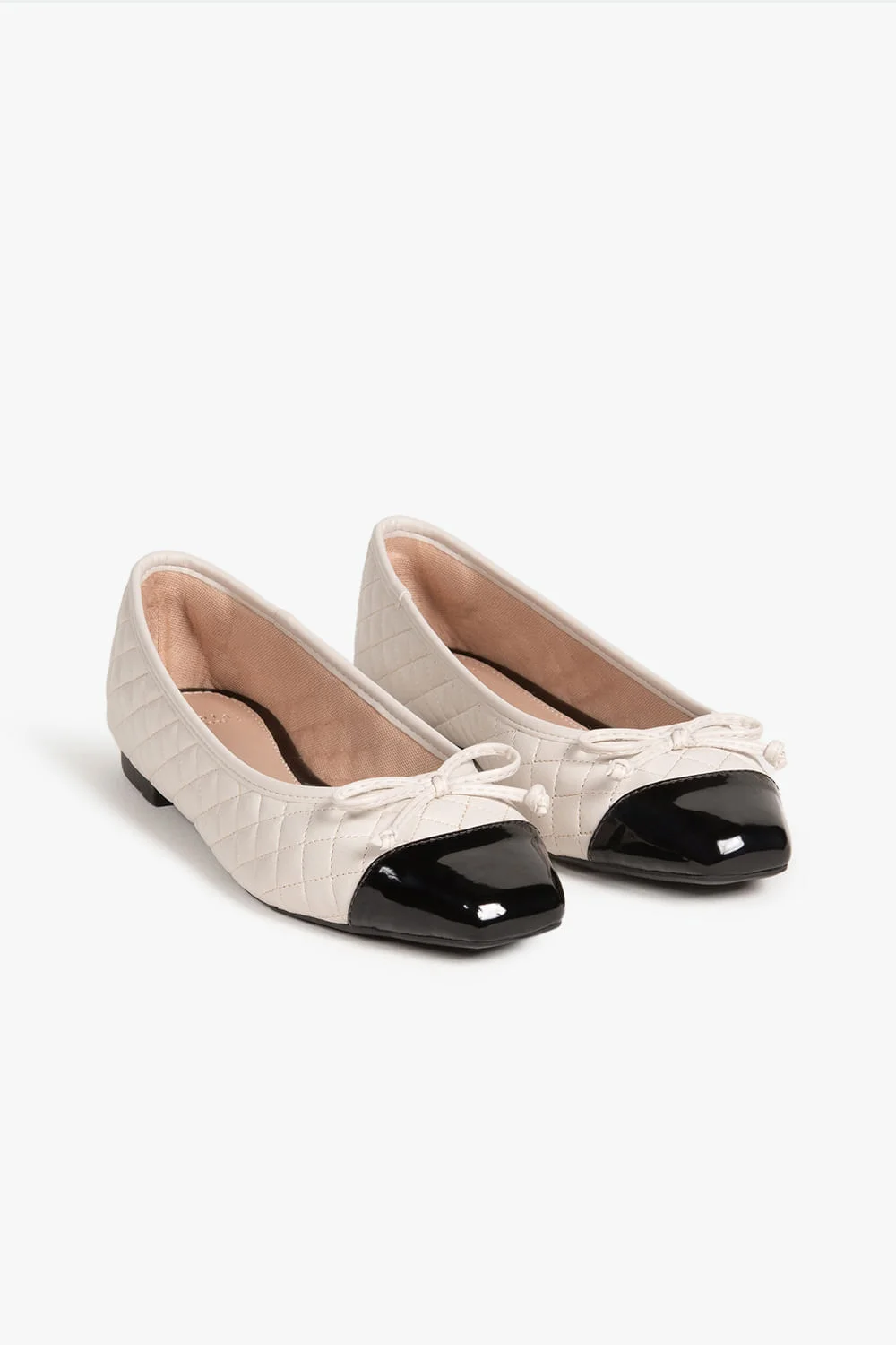 Sapatilha Feminina Bico Quadrado Mundial Theresa Branco/Preto 4