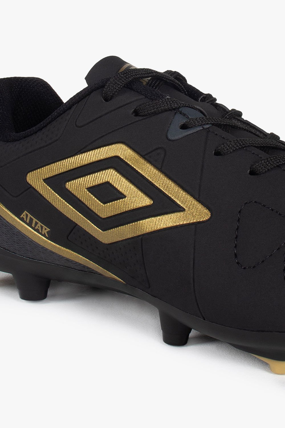 Chuteira Masculina Campo Umbro Attak Eternal Preto 2