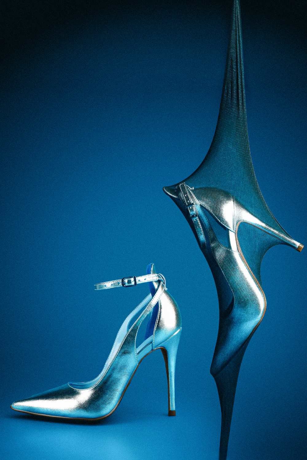 Scarpin Feminino Recorte Salto Alto Mundial Roxanne Prata 3