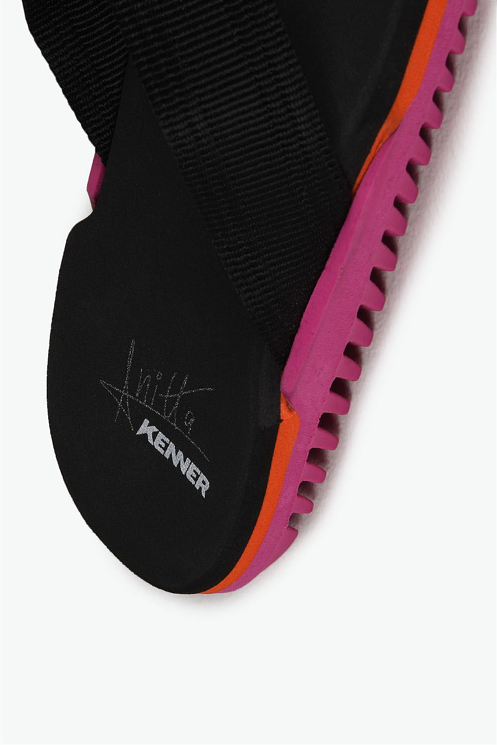 Chinelo Kenner Anitta NK6 Pro Preto/Rosa 2