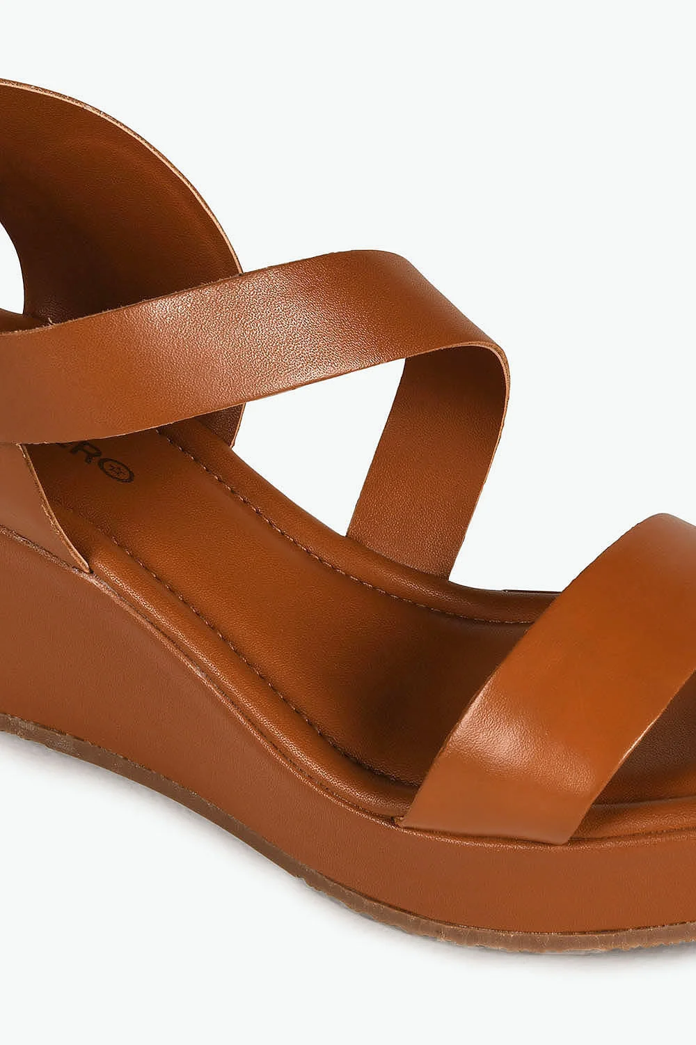 Sandália Feminina Anabela Bottero Maisha Marrom 2