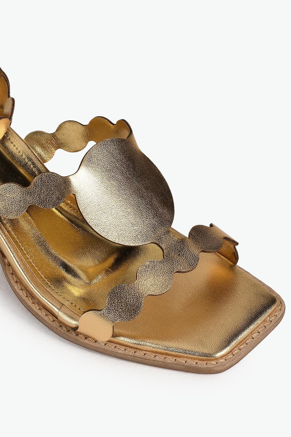 Sandália Feminina Salto Alto Mundial Krissy Dourado 2