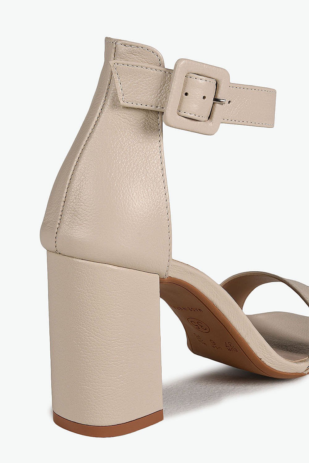 Sandália Feminina Salto Alto Mundial Acsa Branco 2