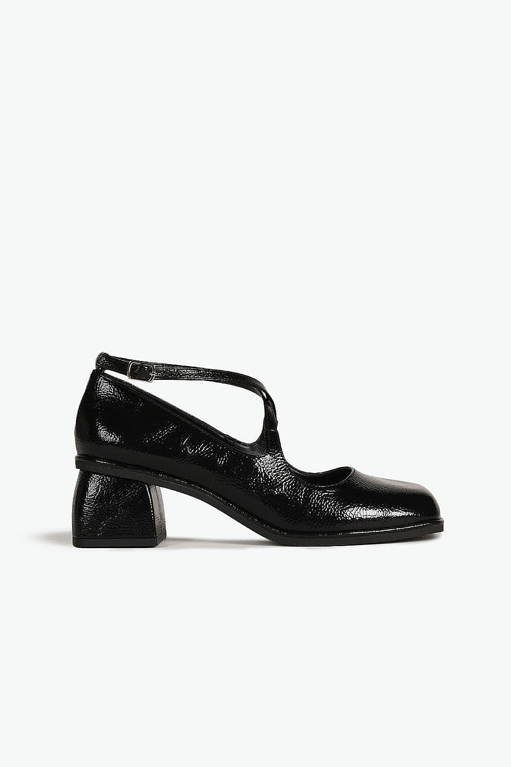 Sapato Feminino De Boneca Mundial Lilyan Preto 1