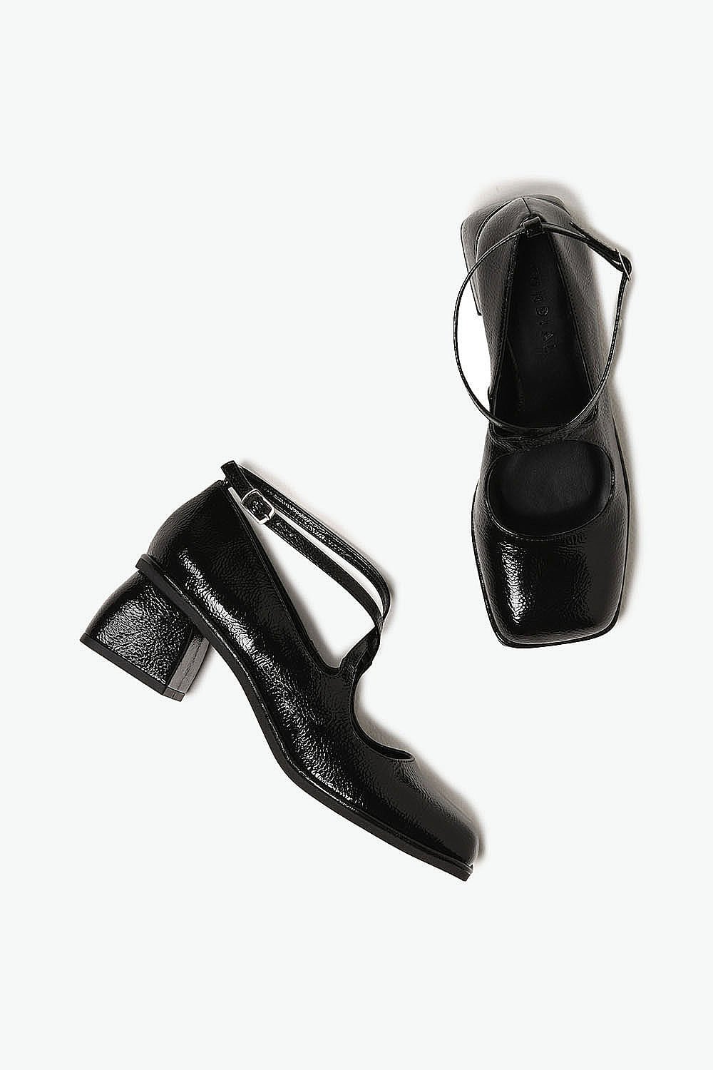 Sapato Feminino De Boneca Mundial Lilyan Preto 3