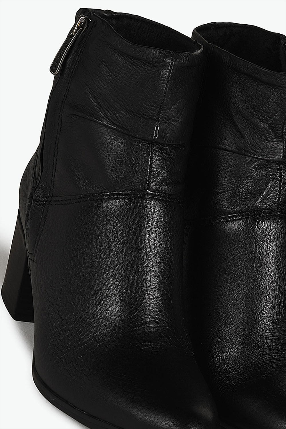 Bota Feminina Cano Médio Bottero Tuane Preto 5