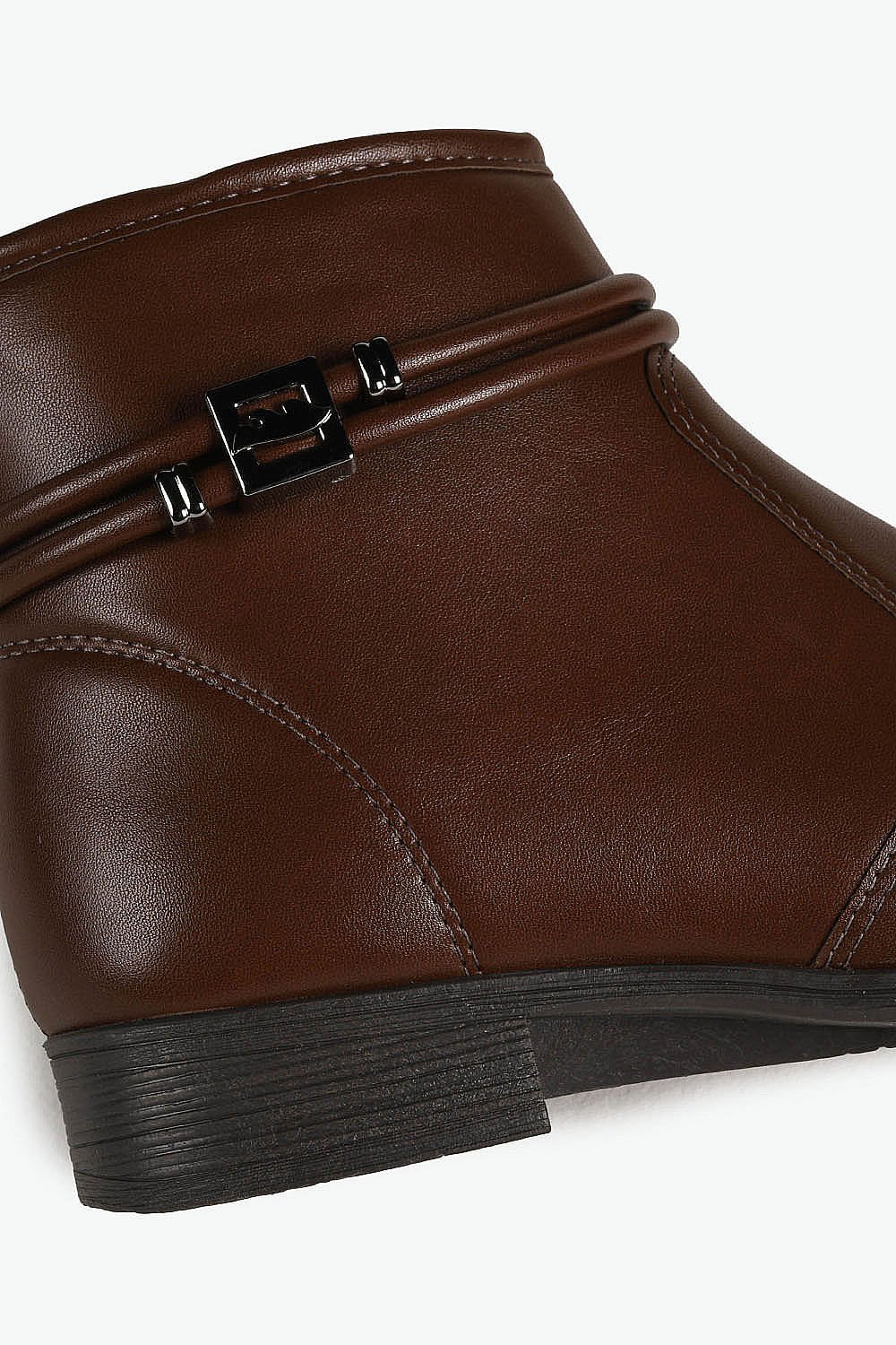 Bota Feminina Cano Curto Dakota Marilia Marrom 2