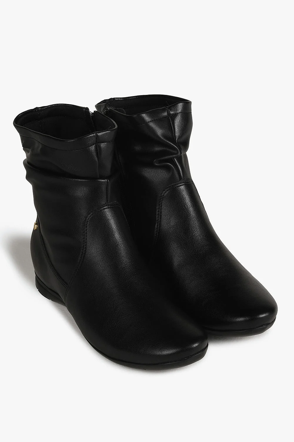 Bota Feminina Cano Curto Comfortflex Priscila Preto 4