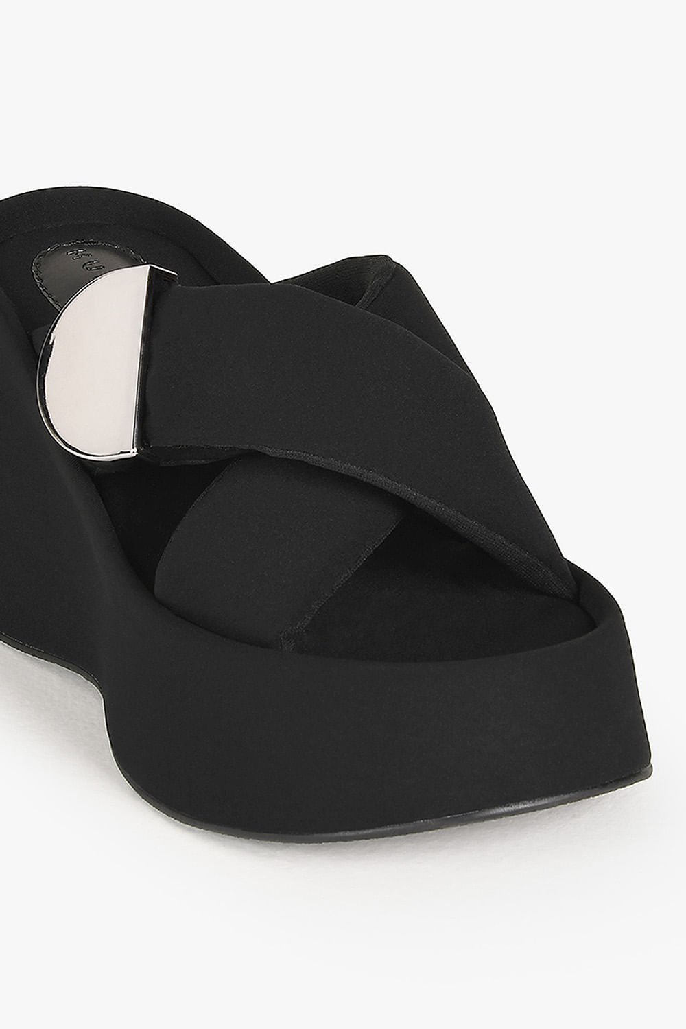 Tamanco Feminino Plataforma Mundial Wanderleia Preto 2