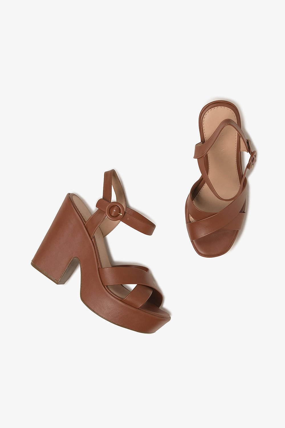 Sandália Feminina Meia-Pata Mundial Ludimila Caramelo 7