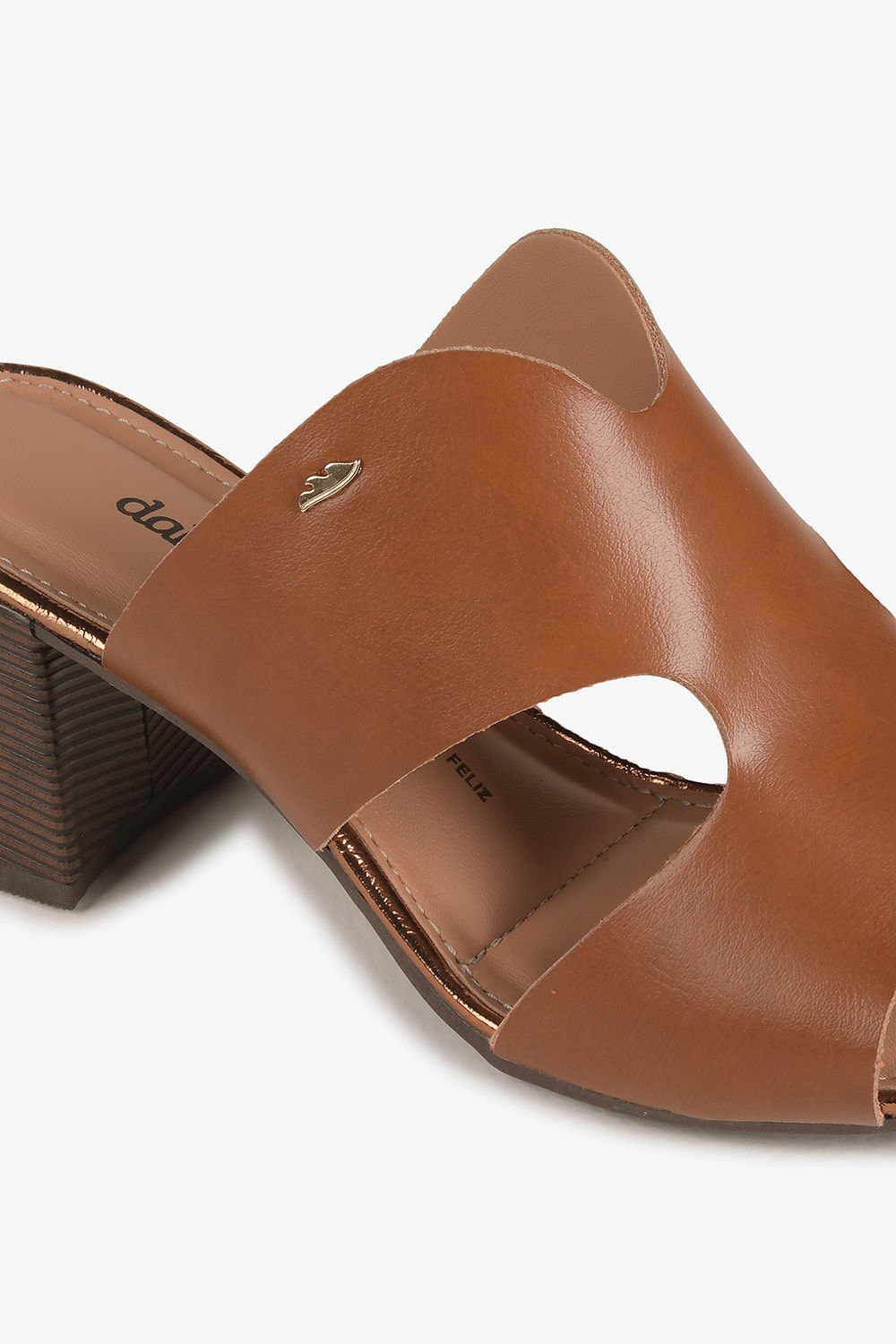 Tamanco Feminino Salto Alto Dakota Violette Marrom 2