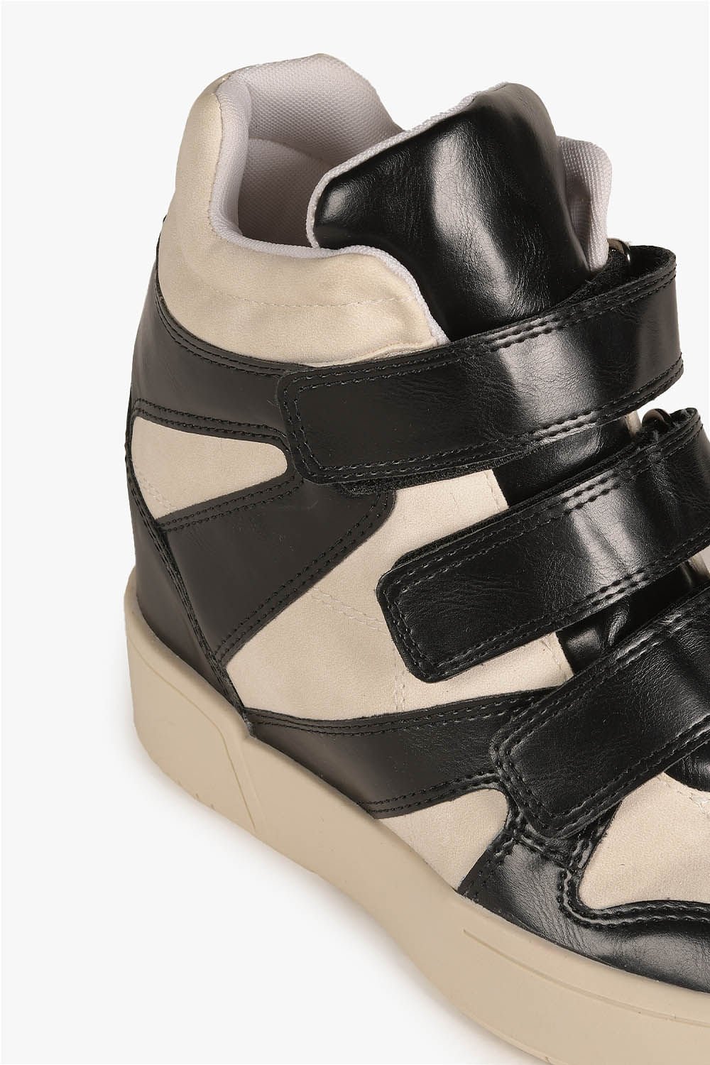 Tênis Feminino Cano Alto Mundial Anahi Bege/Preto 2