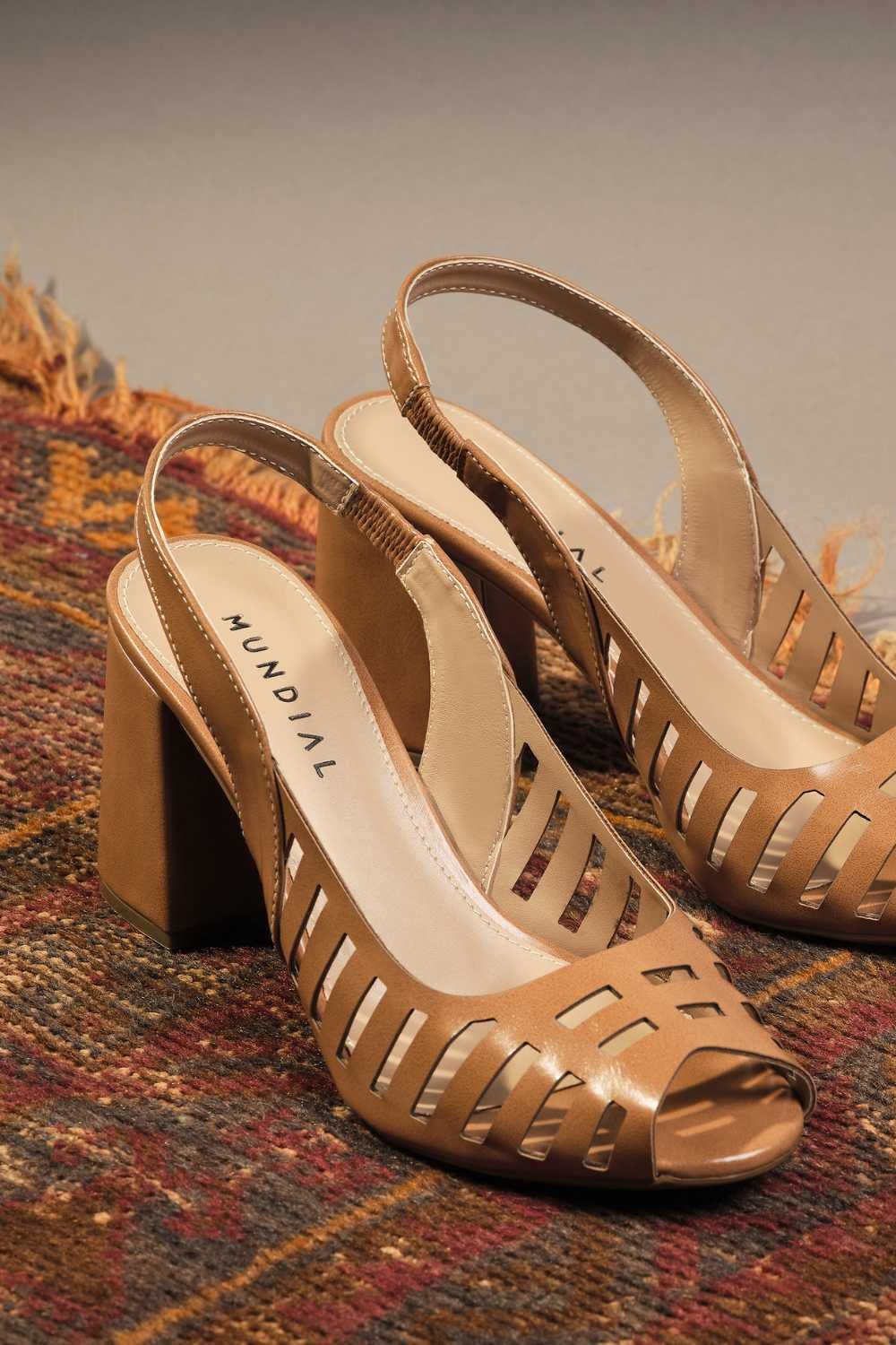 Sandália Feminina Peep Toe Mundial Angella Caramelo 2