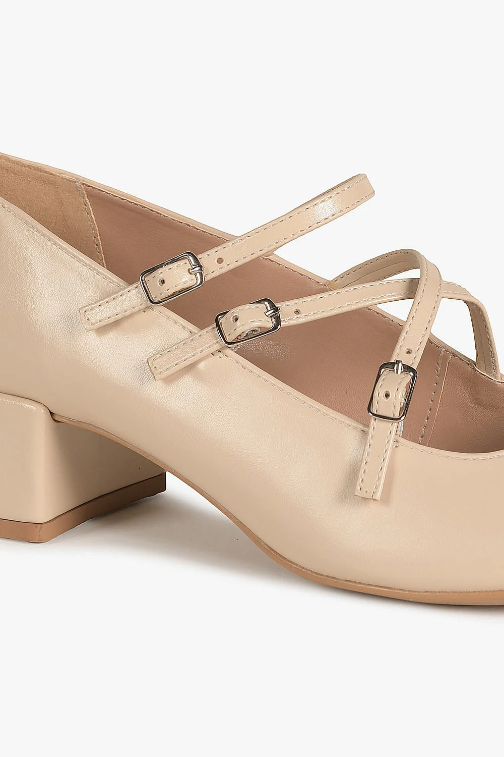 Sapato Feminino De Boneca Mundial Kiara Bege 2