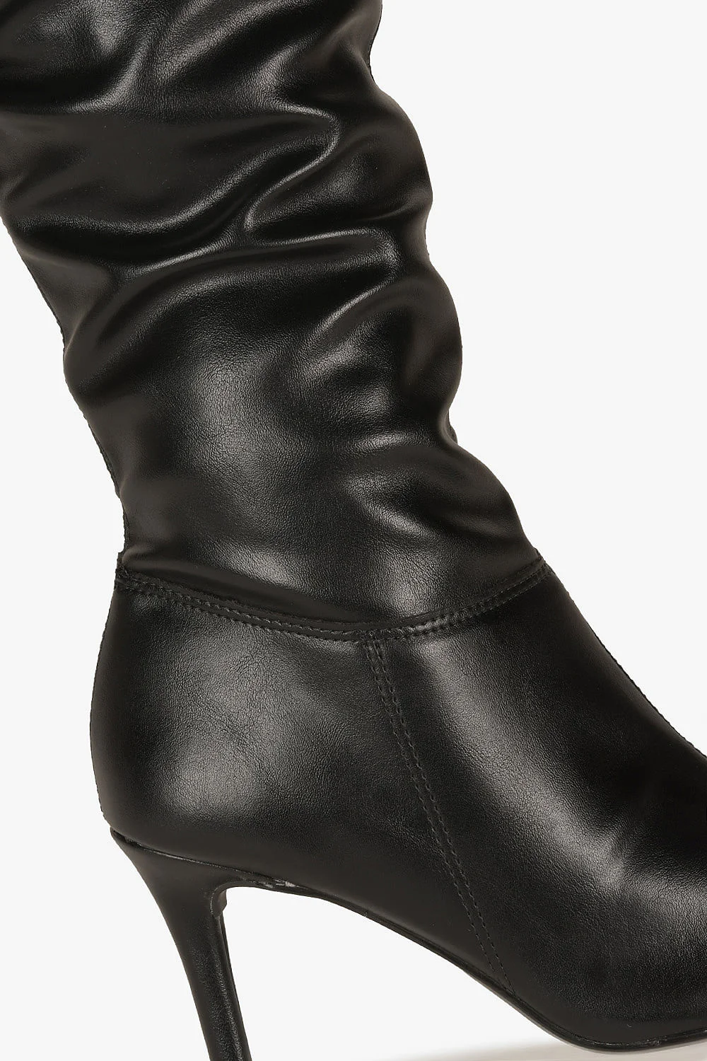 Bota Feminina Médio Vizzano Elphaba Preto 2
