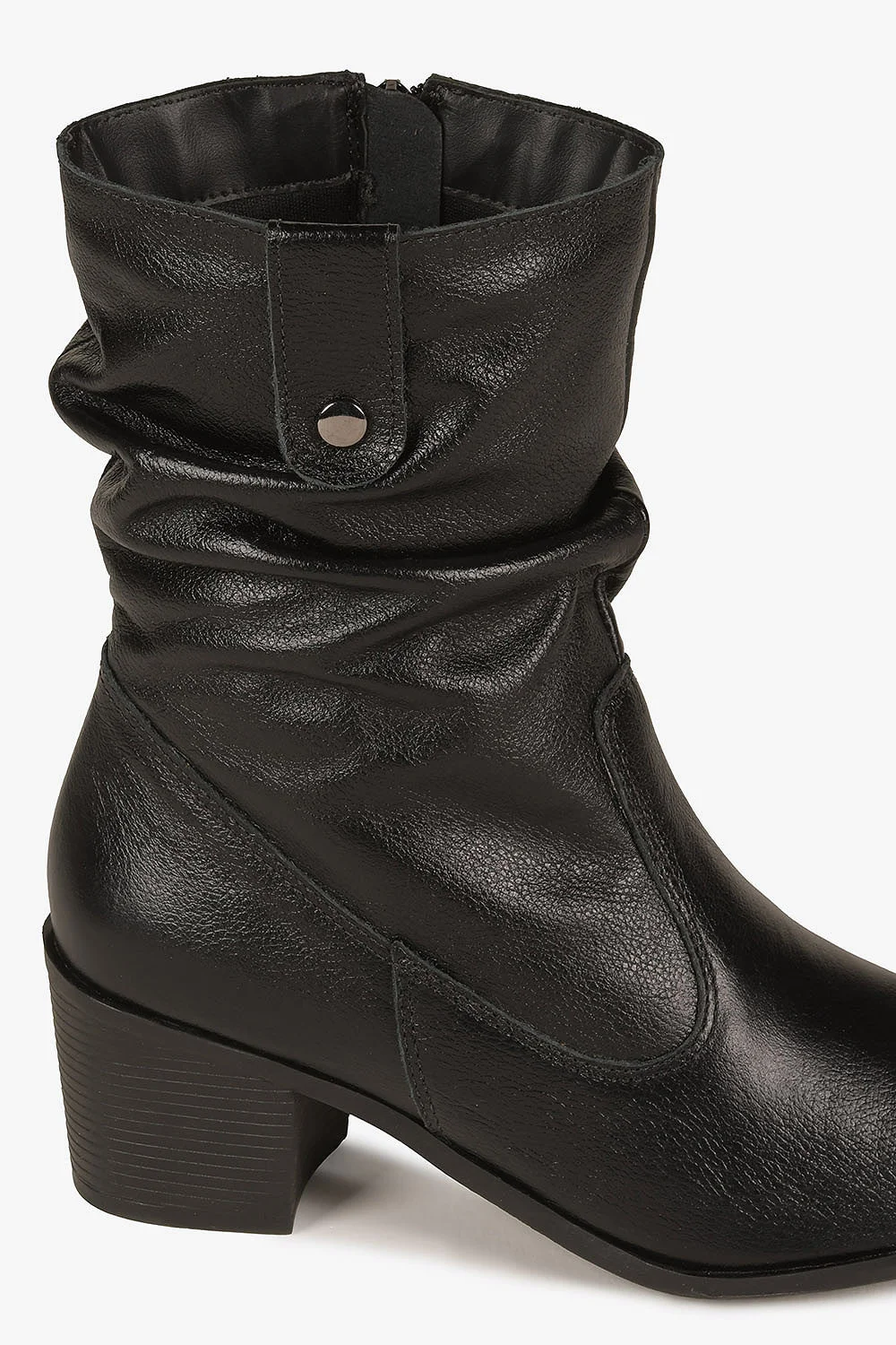 Bota Feminina Cano Médio Mundial Atilla Preto 2