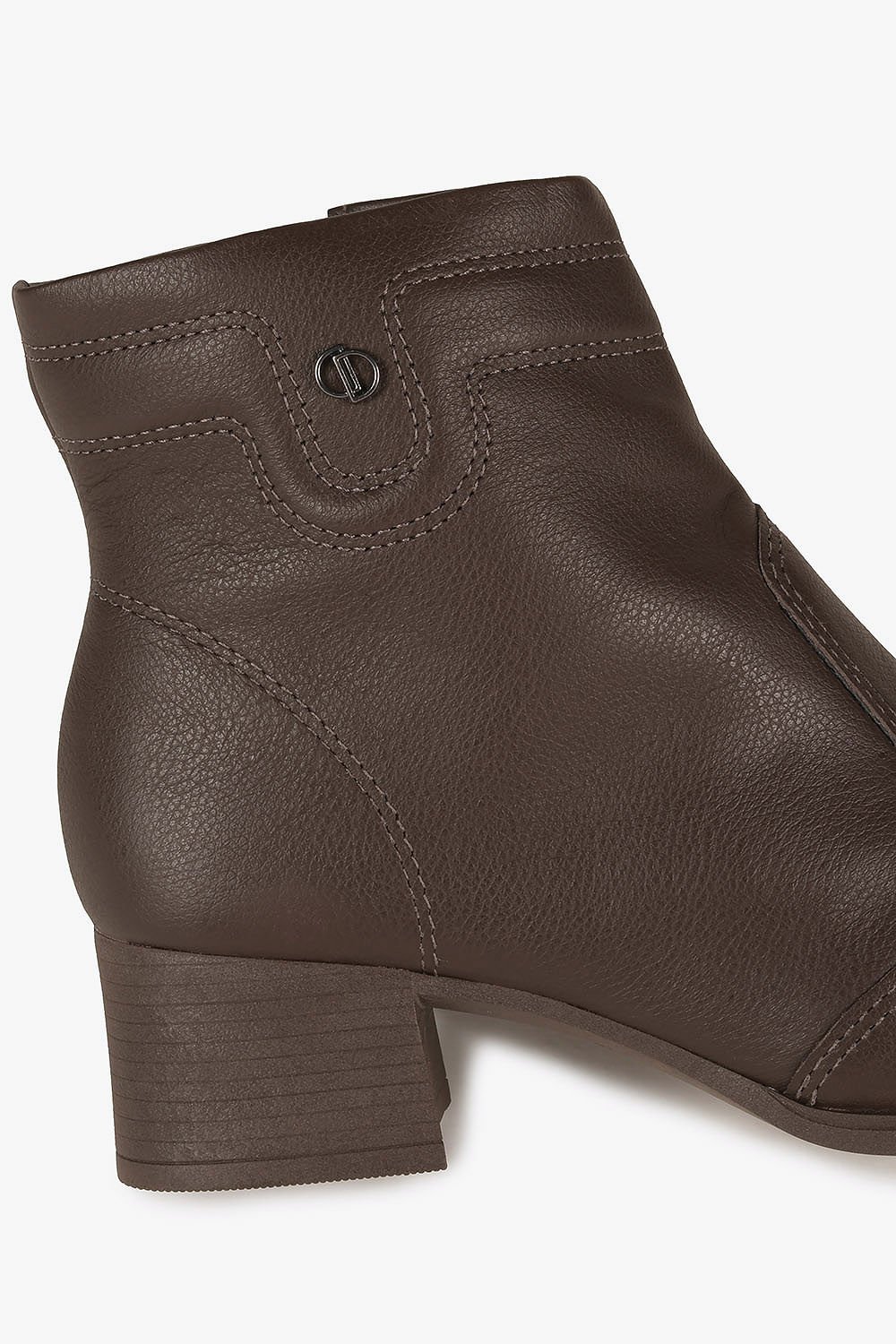 Bota Feminina Cano Curto Dakota Hadley Marrom 2