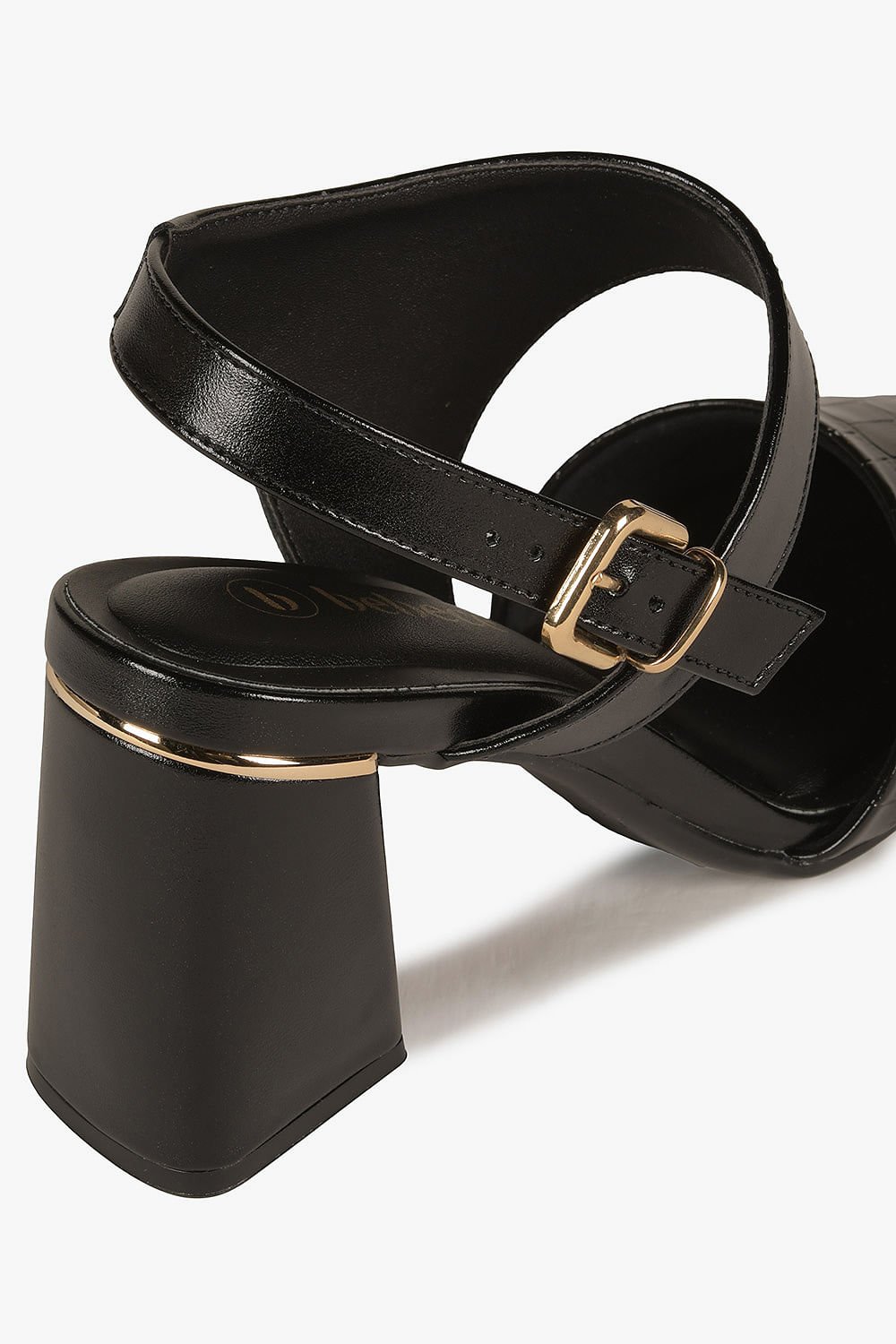 Sapato Feminino Bebecê Damiane Preto 2