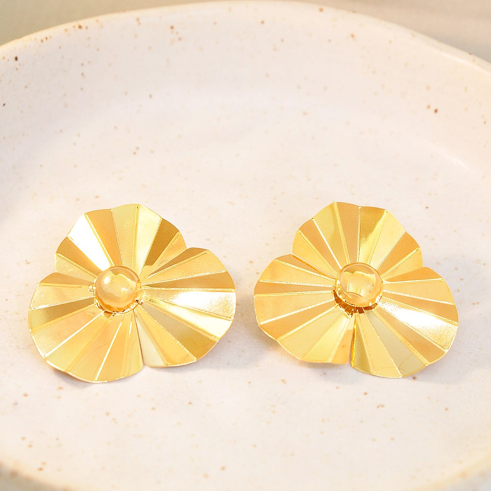 Brinco Semijoia Celia Flor Leque Dourado Dourado 2