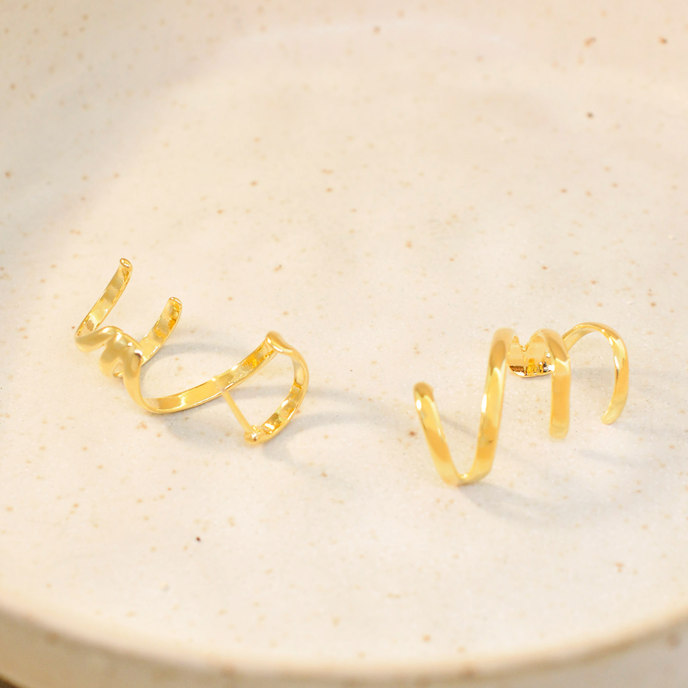 Brinco Semijoia Ear Cuff Quatro Vias Serenity Dourado Dourado 4