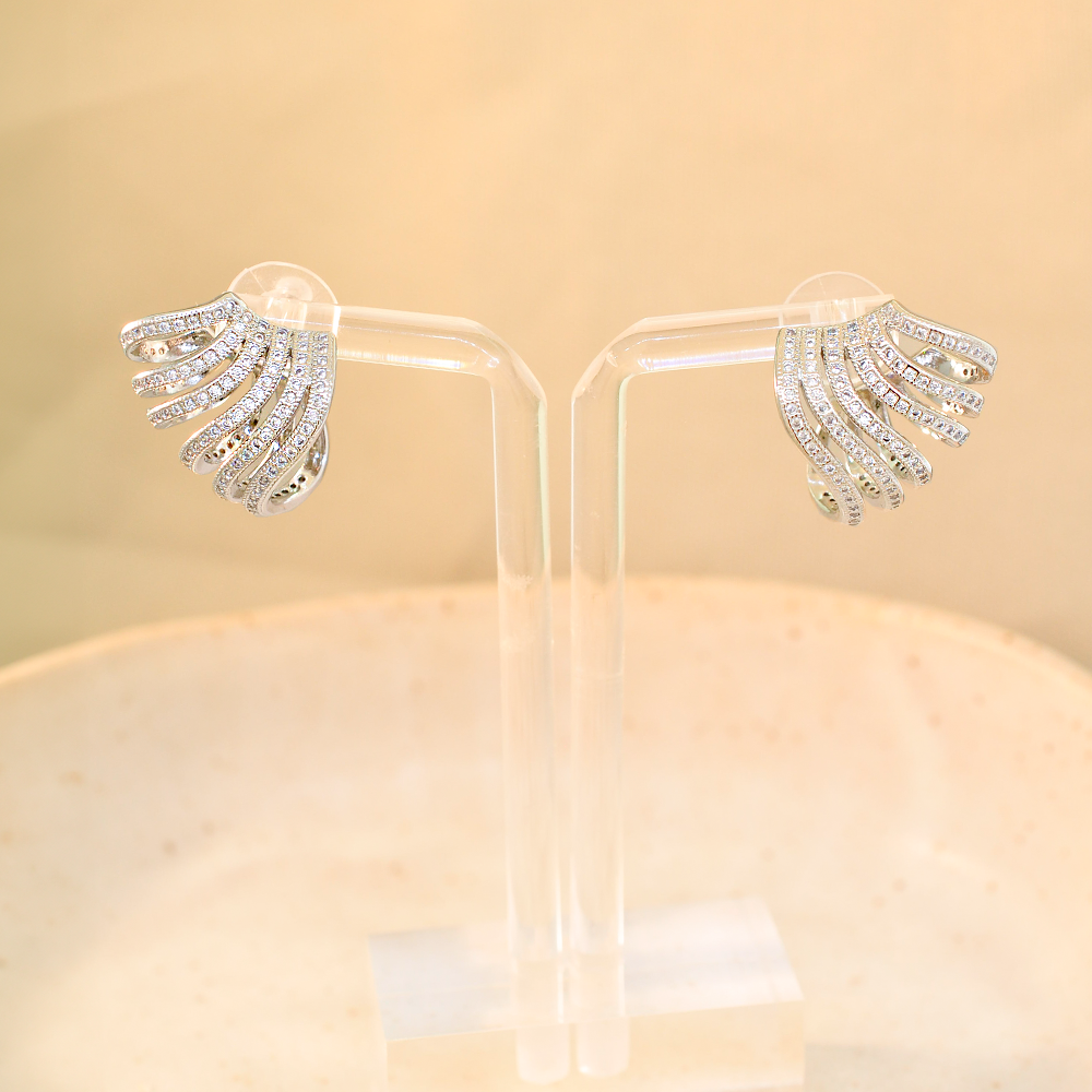 Brinco Semijoia Ear Cuff Cravejado Seis Vias Serenity Rodio Prata 6