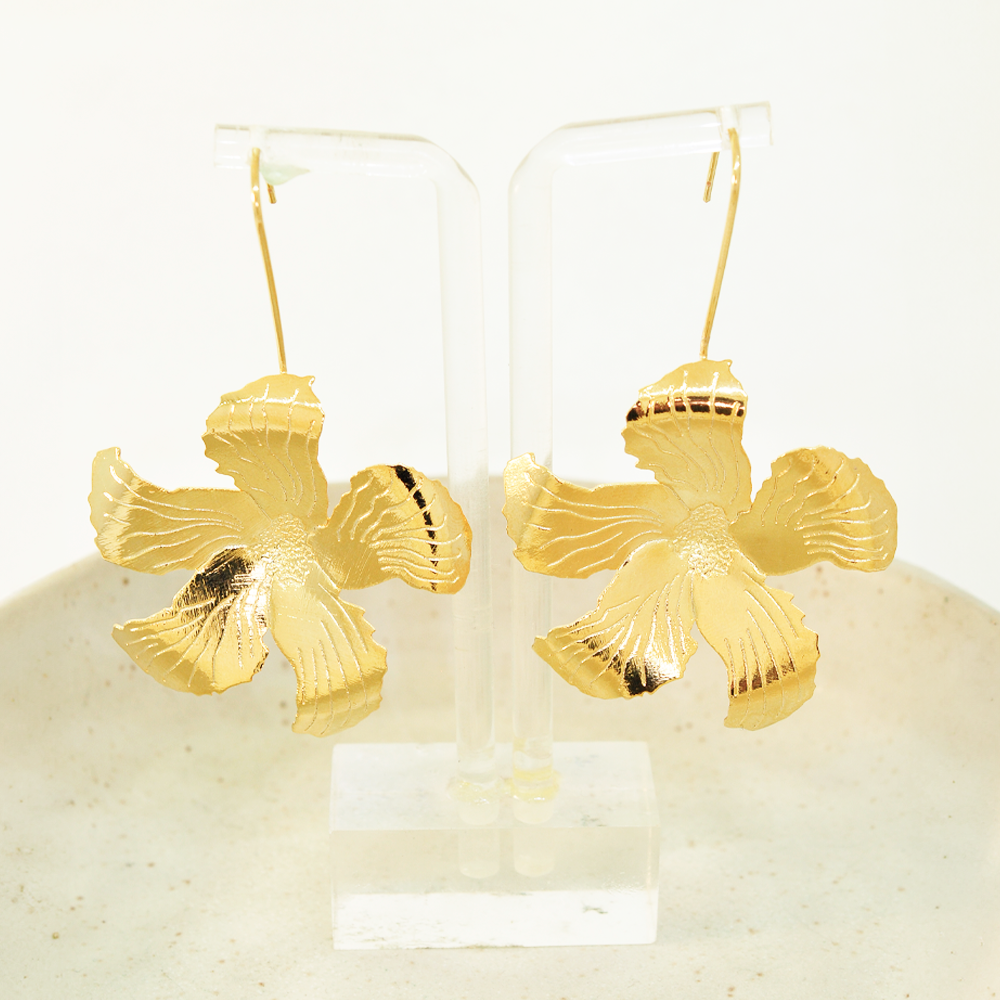 Brinco Semijoia Aura Pendulo Flor Dourado Pri Acessorios Dourado 4