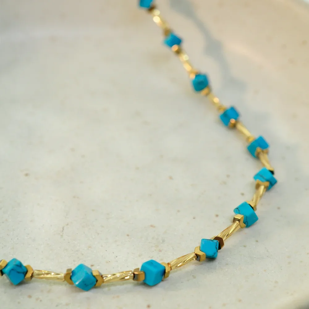 Colar Bijuteria Canutilho Torcido Dourado Pri Acessorios Azul 3