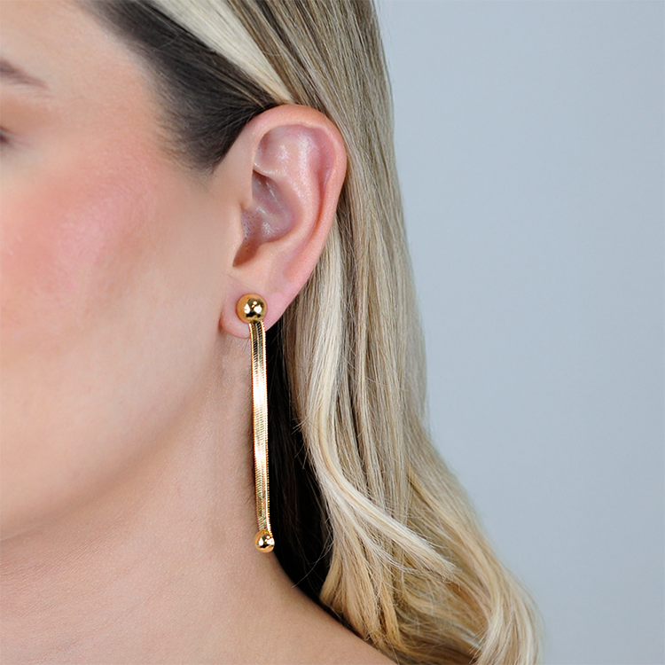 Brinco Semijoia Aura Malha Longo Dourado Pri Acessorios Feminino