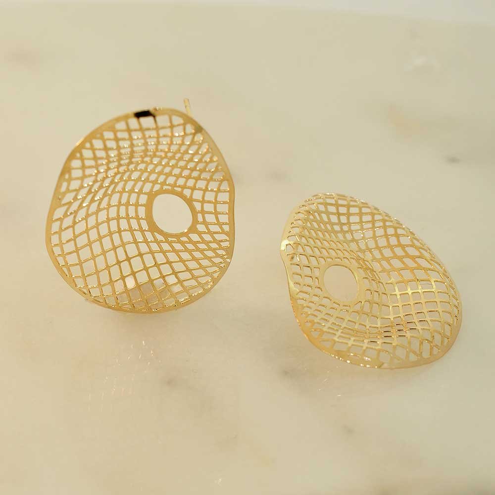 Brinco Organico Vazado Banho Ouro 18K Feminino Dourado 2