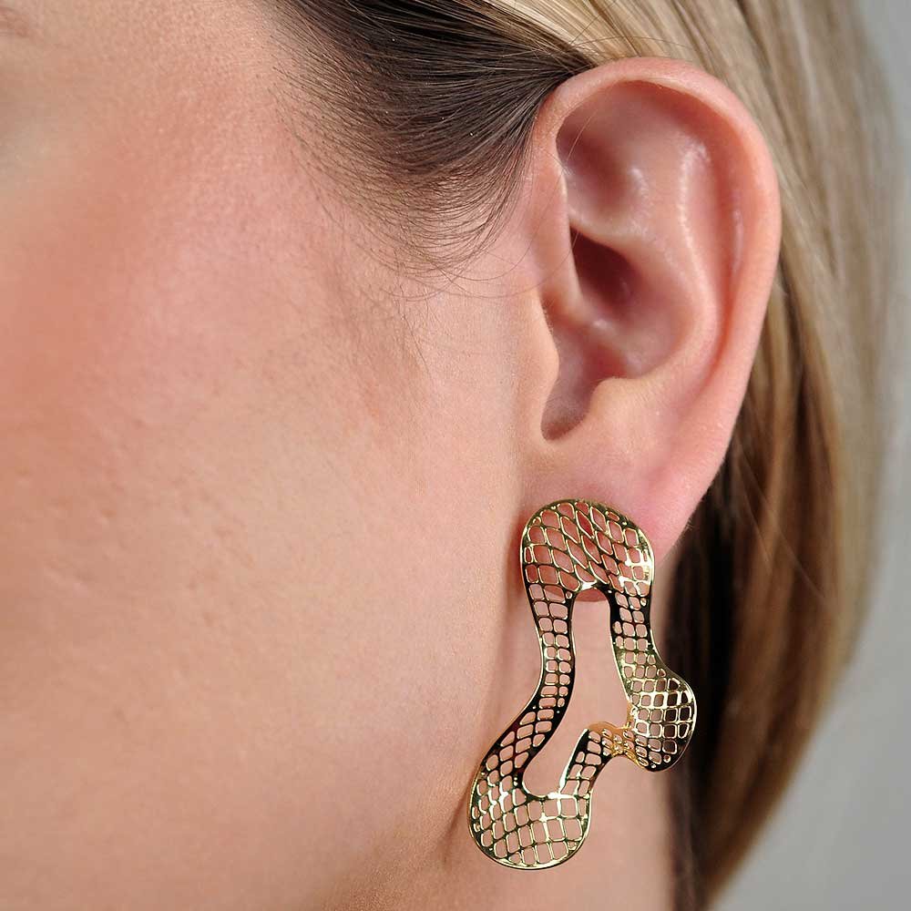 Brinco Organico Vazado Banho Ouro 18K Feminino