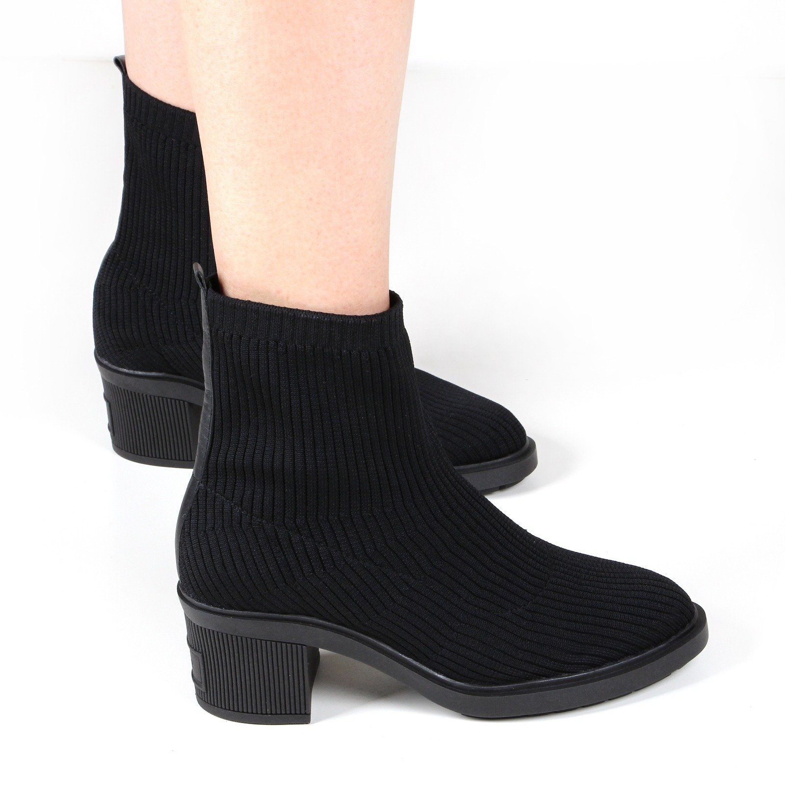 Bota Em Malha Tricot Aurora - Preto 1